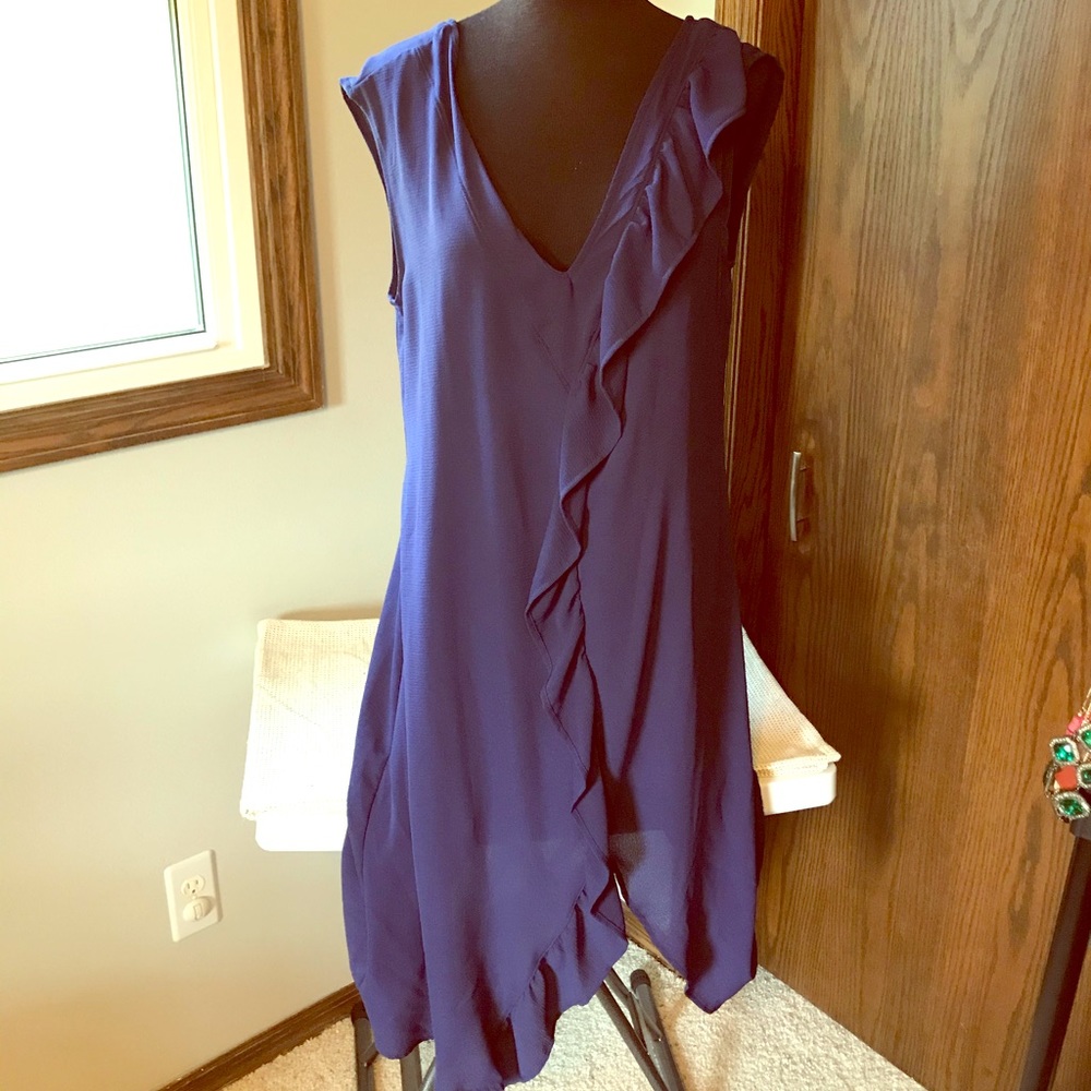 Great cocktail dress!